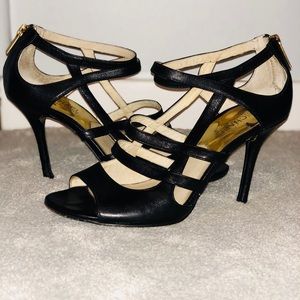Michael Kors Jessie Zip Sandal sz 7 Black